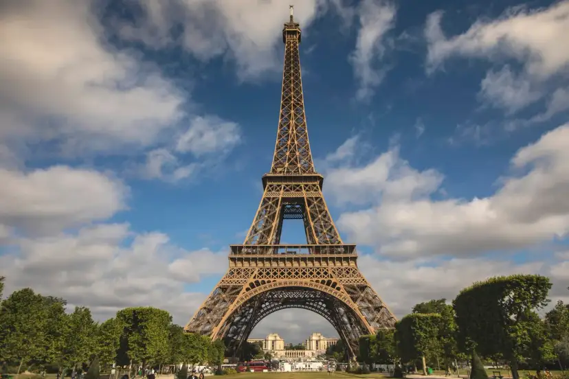 Torre Eiffel, France