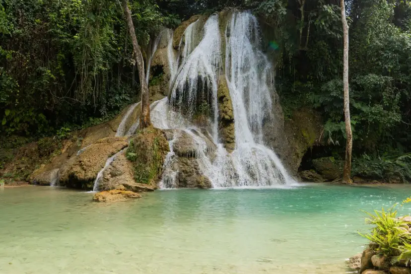 Cascadas de Kuang Si, Laos